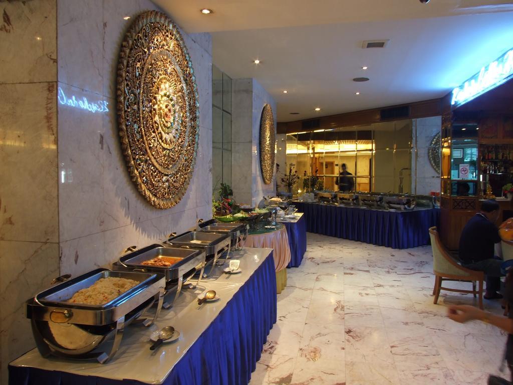 Ratchada City Hotel Bangkok Exterior foto